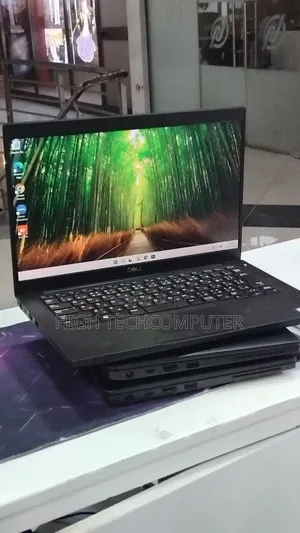 New Laptop Dell Latitude 7390 8GB Intel SSD 256GB
