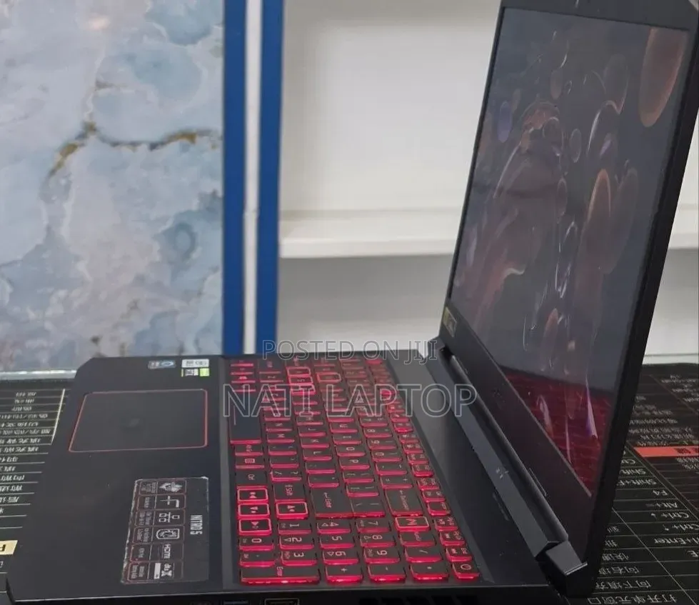 New Laptop Acer Nitro 5 8GB Intel Core i5 SSD 256GB