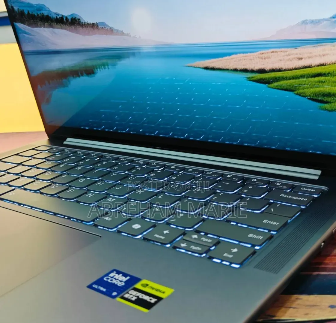 New Laptop Lenovo Yoga 7 15ITL5 32GB Intel Core Ultra 9 SSD 512GB