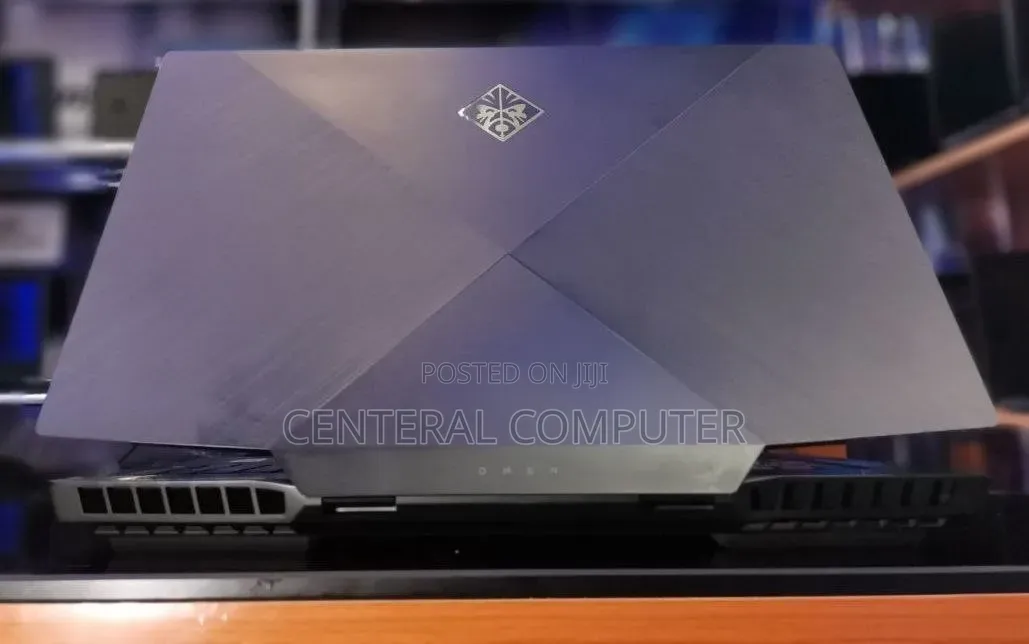 New Laptop HP Omen 17-an188nr 16GB Intel Core i7 SSD 512GB