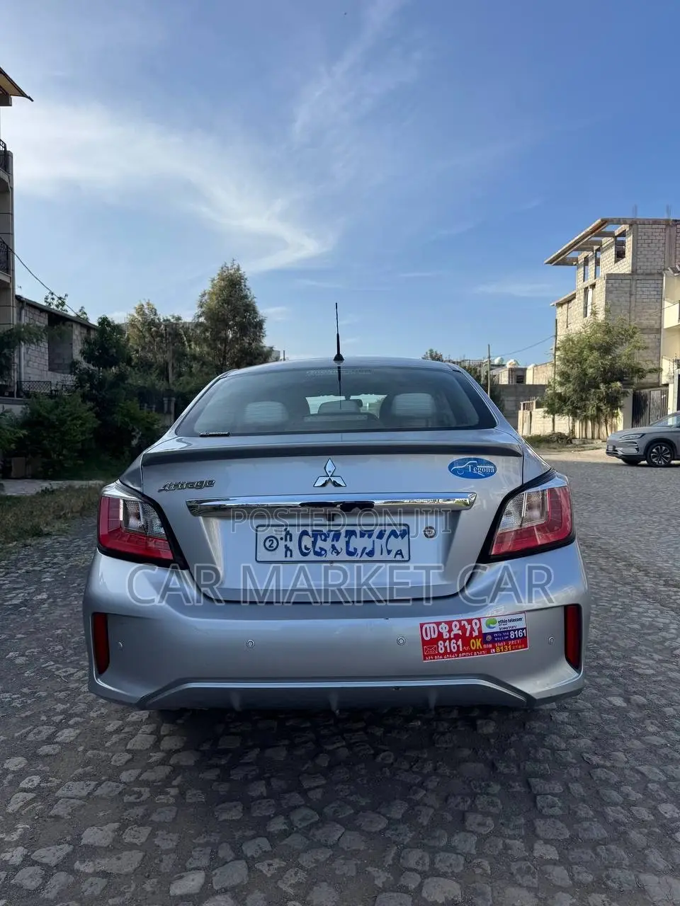 Mitsubishi Attrage 2023 Silver