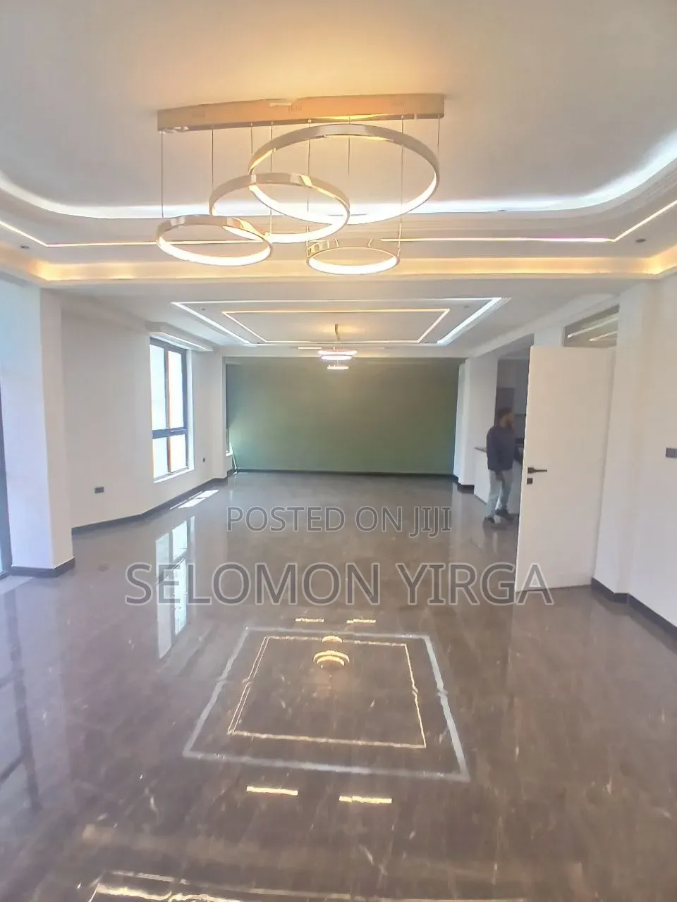 7bdrm House in Adis Ababa, Bole for sale