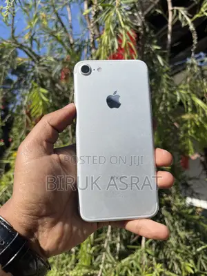 Apple iPhone 7 128 GB White
