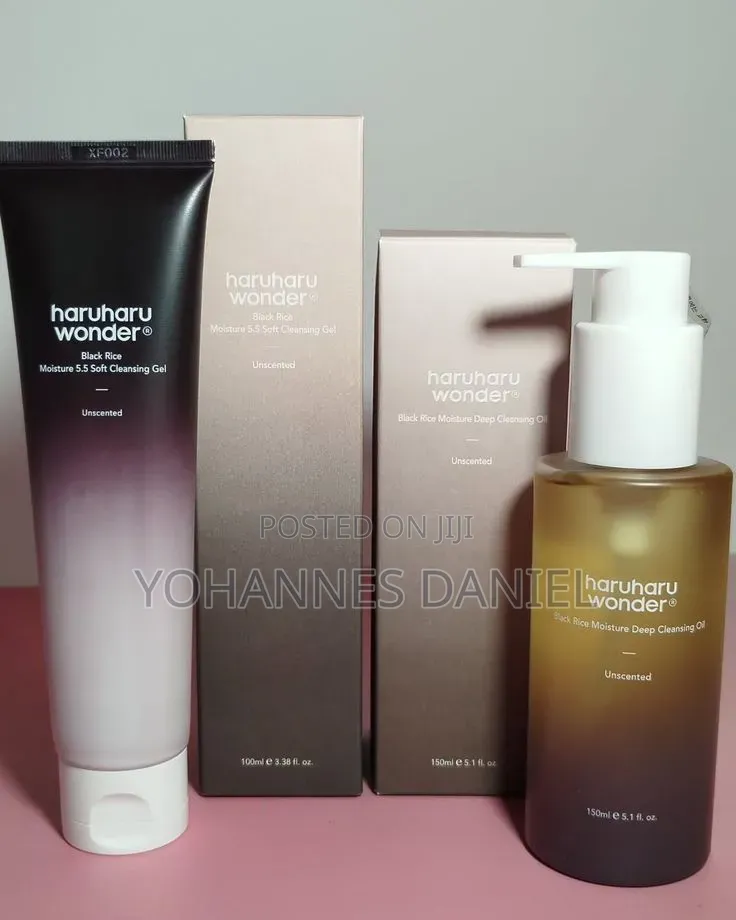 Haruharu Wonder Black Rice Moisturizing Face Wash