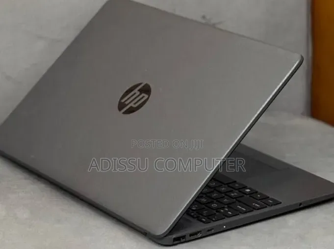 New Laptop HP Stream Notebook 8GB Intel Core i7 SSD 128GB