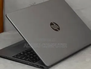 New Laptop HP Stream Notebook 8GB Intel Core i7 SSD 128GB