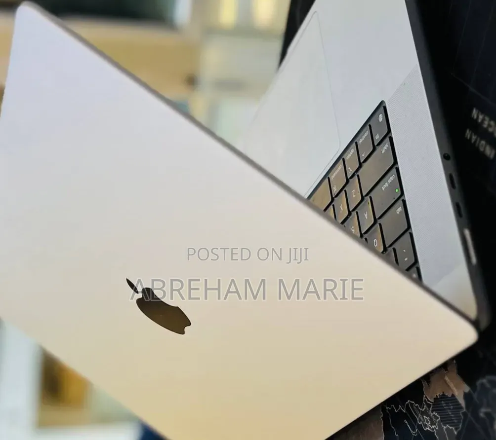 New Laptop Apple MacBook Pro 2021 M1 Max 32GB Apple M1 Max SSD 1T
