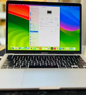 New Laptop Apple MacBook Pro 2021 M1 16GB Apple M1 Pro SSD 256GB