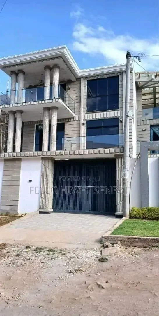 Furnished 6bdrm House in አአ, Bole for sale