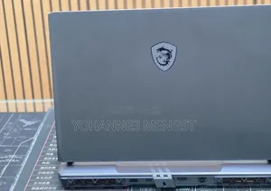 New Laptop MSI Vector GP68 HX 13V 32GB Intel Core i9 SSD 1T