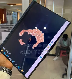 New Laptop Lenovo Yoga 9i 32GB Intel Core Ultra 7 SSD 1T