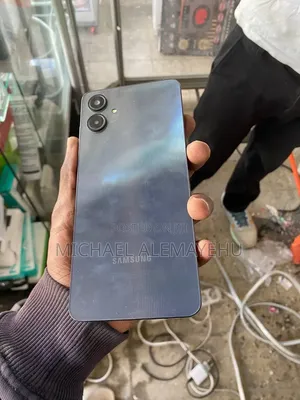 Samsung Galaxy A06 128 GB Blue
