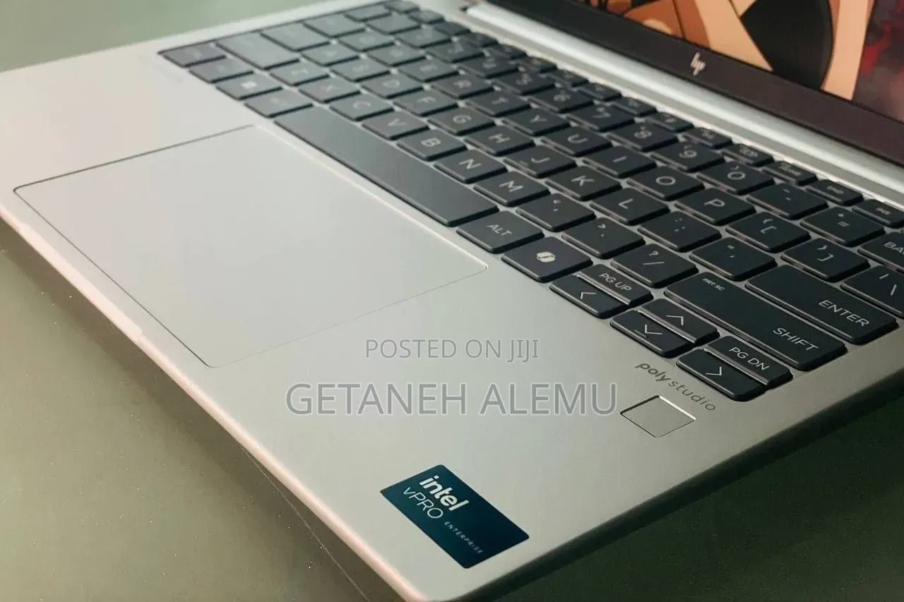 New Laptop HP EliteBook 630 G10 16GB Intel Core Ultra 7 SSD 512GB