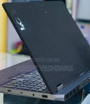 New Laptop Lenovo LOQ 15ARP9 12GB Intel Core i5 SSD 512GB