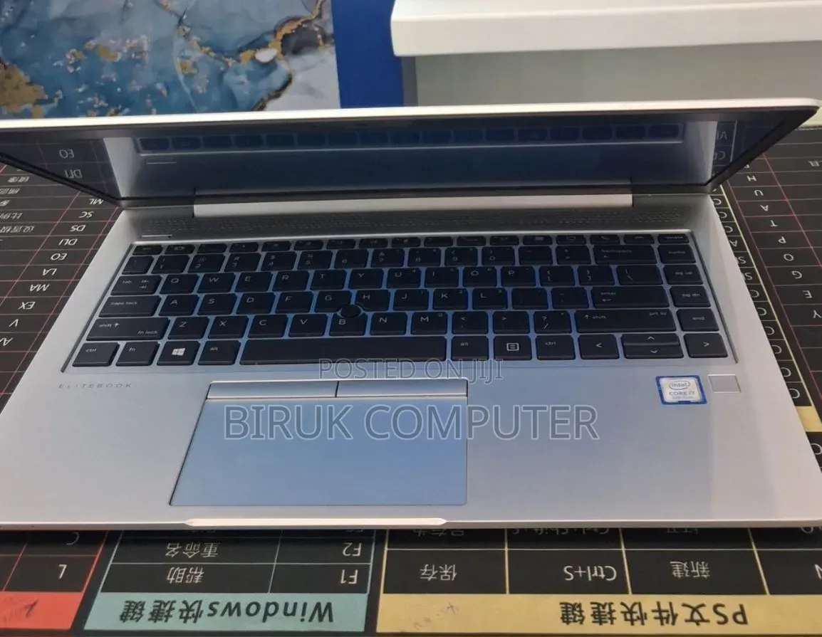 New Laptop HP EliteBook 840 G5 8GB Intel Core i7 SSD 512GB