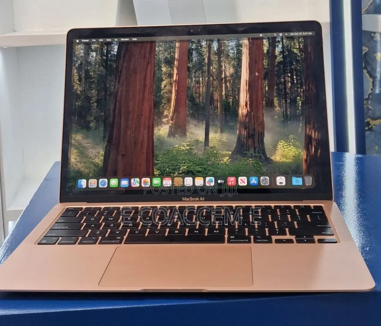 New Laptop Apple MacBook Air 2020 M1 8GB Apple M1 SSD 256GB