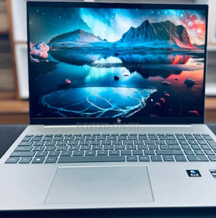 New Laptop HP Pavilion 15 16GB Intel Core i7 SSD 1T