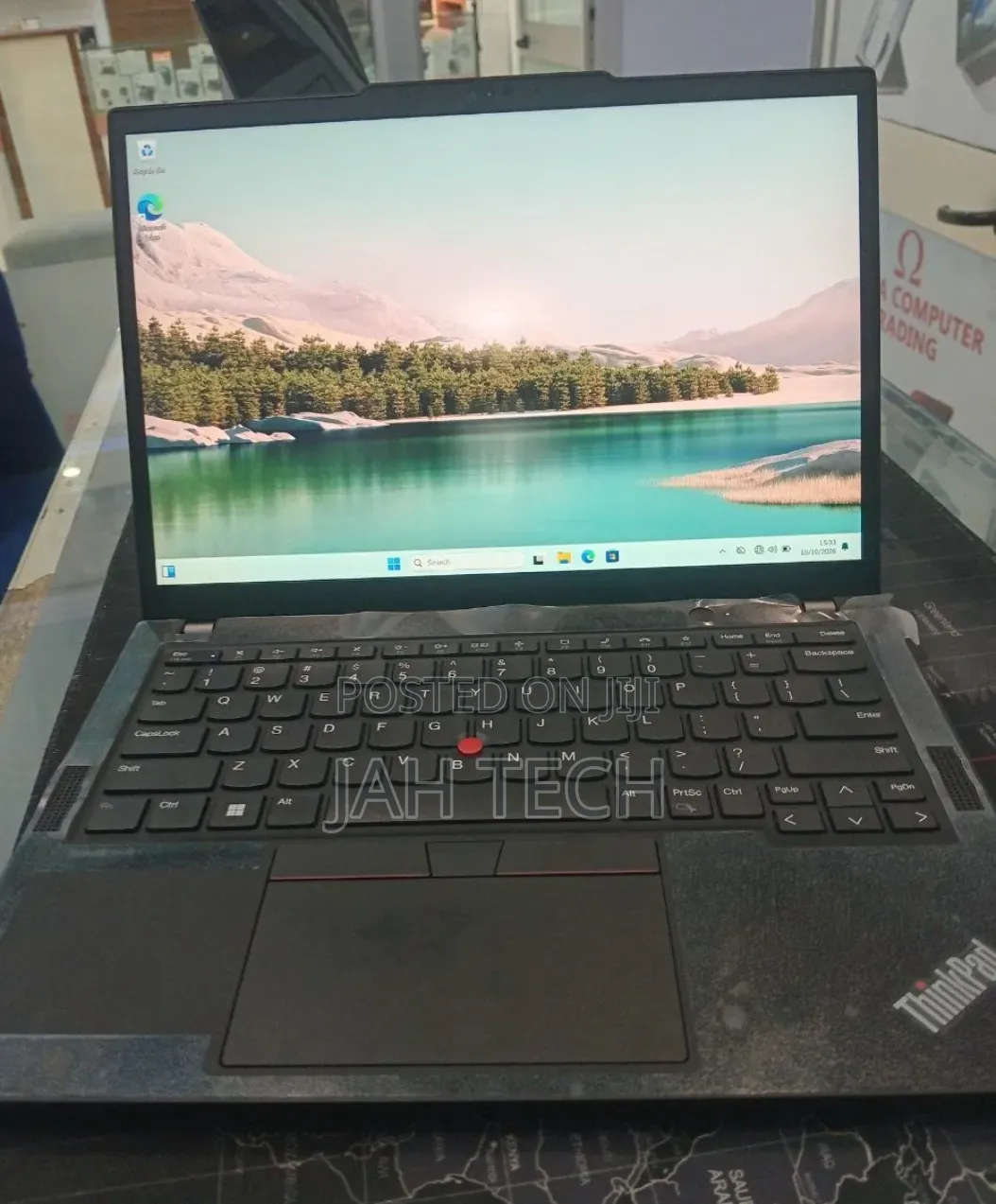 New Laptop Lenovo ThinkPad X13 Gen 4 16GB Intel Core i7 SSD 512GB