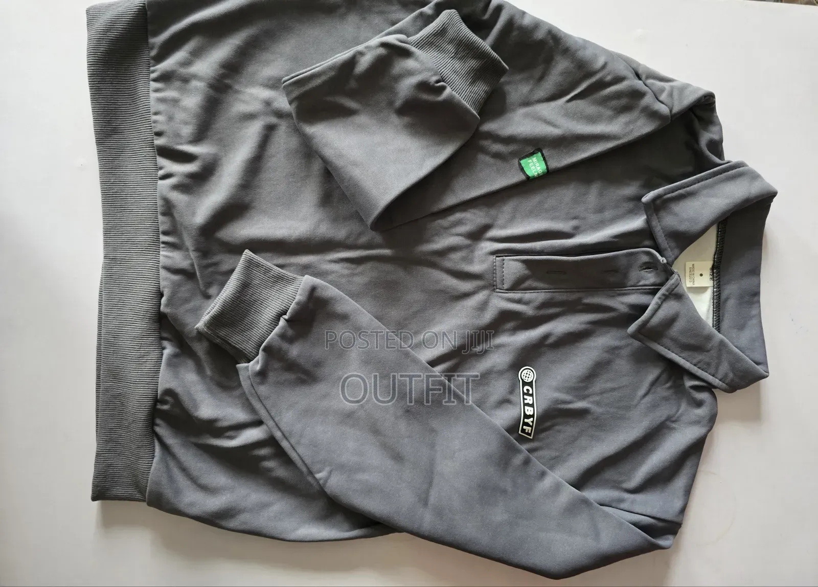 Long Sleeve Collared Sweatshirt