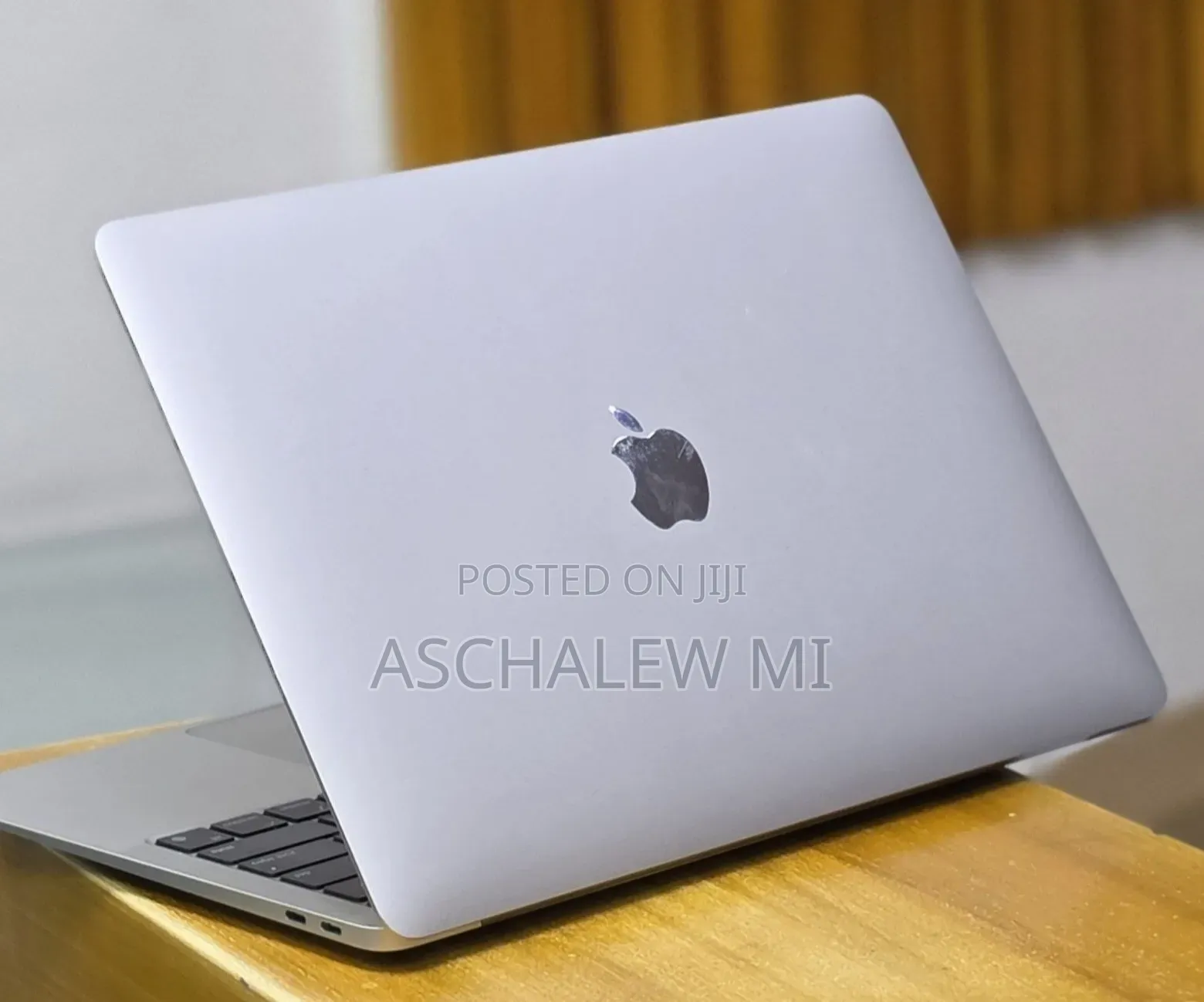 New Laptop Apple MacBook Air 2020 M1 8GB Apple M1 SSD 256GB