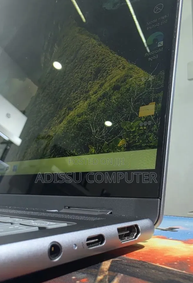New Laptop Lenovo Yoga 11e 16GB Intel Core Ultra 5 SSD 512GB