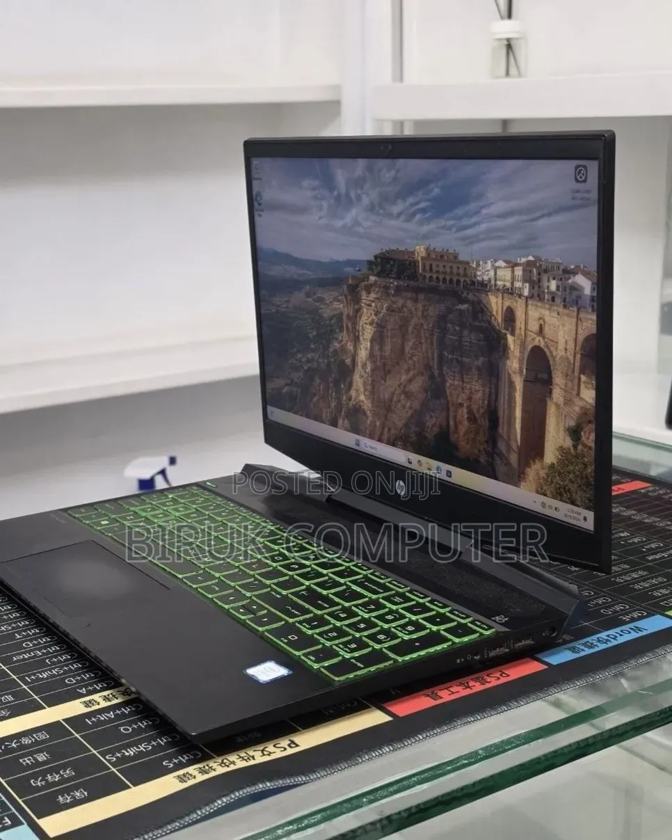 New Laptop HP Pavilion 15 16GB Intel Core i5 SSD 512GB