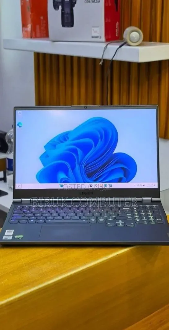 New Laptop Lenovo Legion 7 16GB Intel Core i7 SSD 512GB