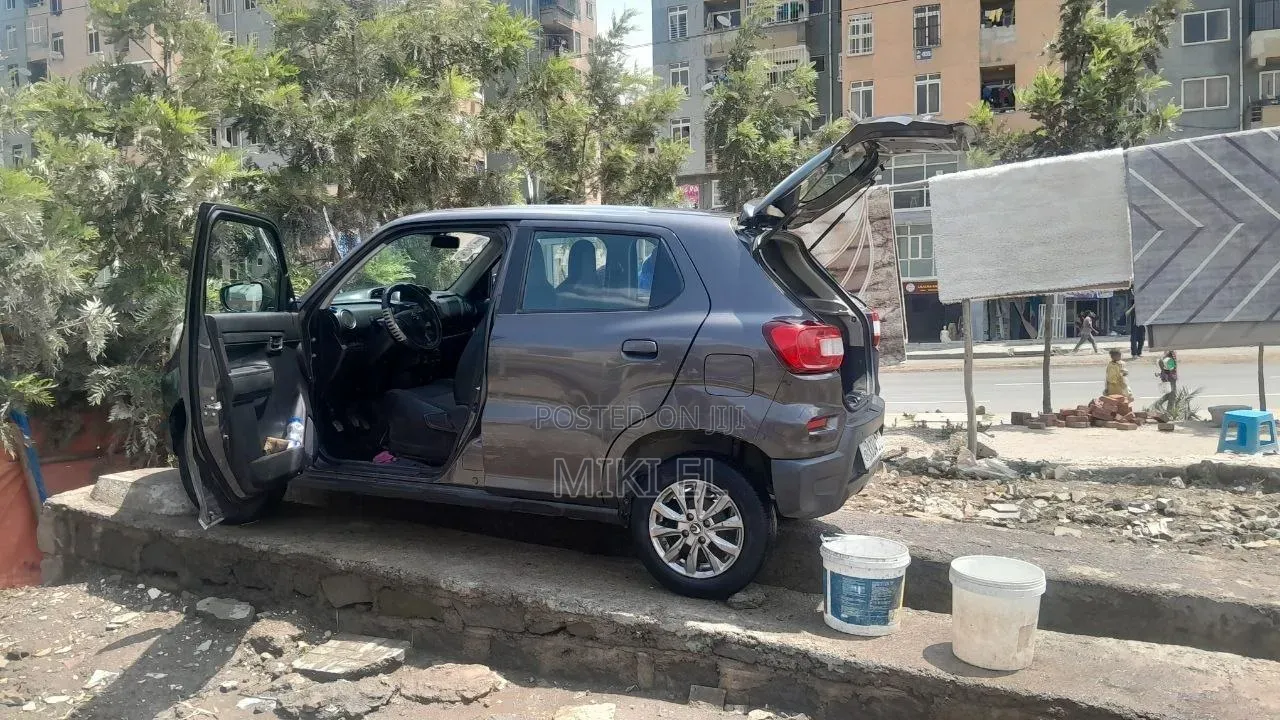 Suzuki S-Presso 2022 Gray