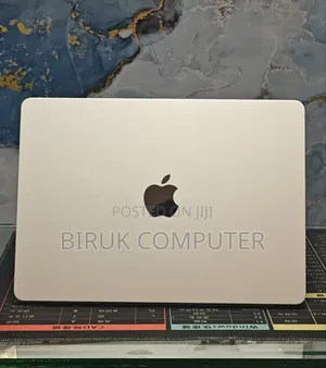 New Laptop Apple MacBook Air 2022 M2 8GB Apple M2 SSD 256GB