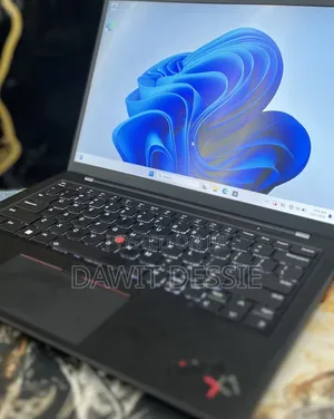New Laptop Lenovo ThinkPad X1 Carbon Gen11 16GB Intel Core i7 SSD 512GB