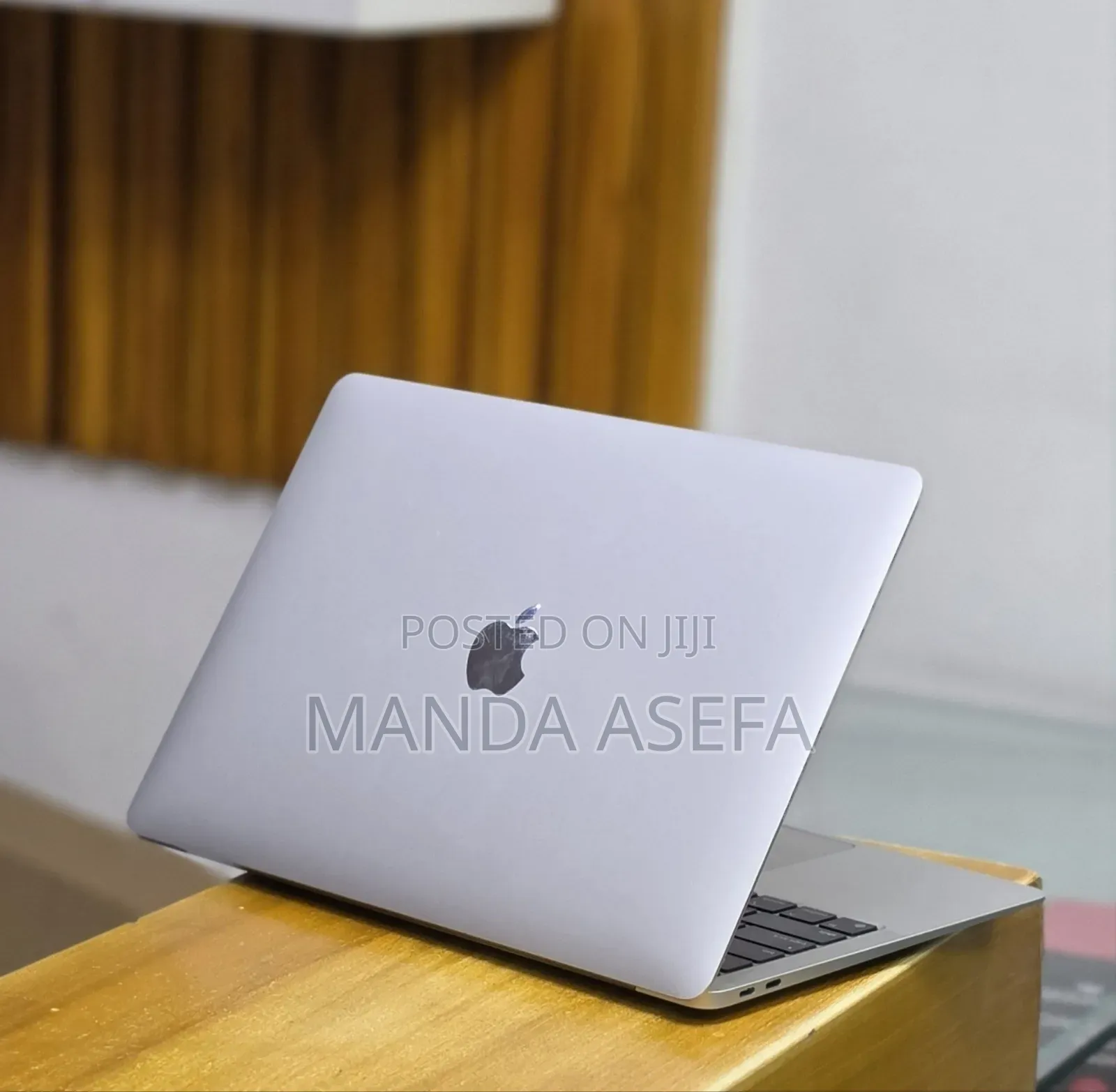 New Laptop Apple MacBook Air 2020 M1 8GB Apple M1 SSD 256GB