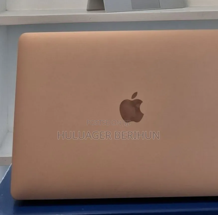 New Laptop Apple MacBook Air 2020 M1 8GB Apple M1 SSD 256GB