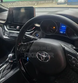 Toyota Corolla Hatchback 2019