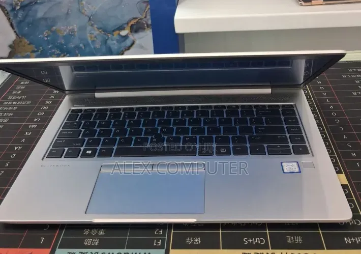 New Laptop HP EliteBook 840 G5 8GB Intel Core i7 SSD 512GB
