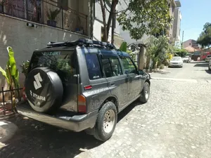 Suzuki Vitara 1995 Gray