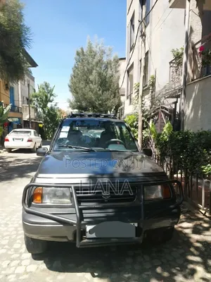 Suzuki Vitara 1995 Gray
