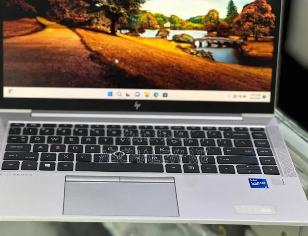 New Laptop HP EliteBook 840 G8 16GB Intel Core i5 SSD 512GB