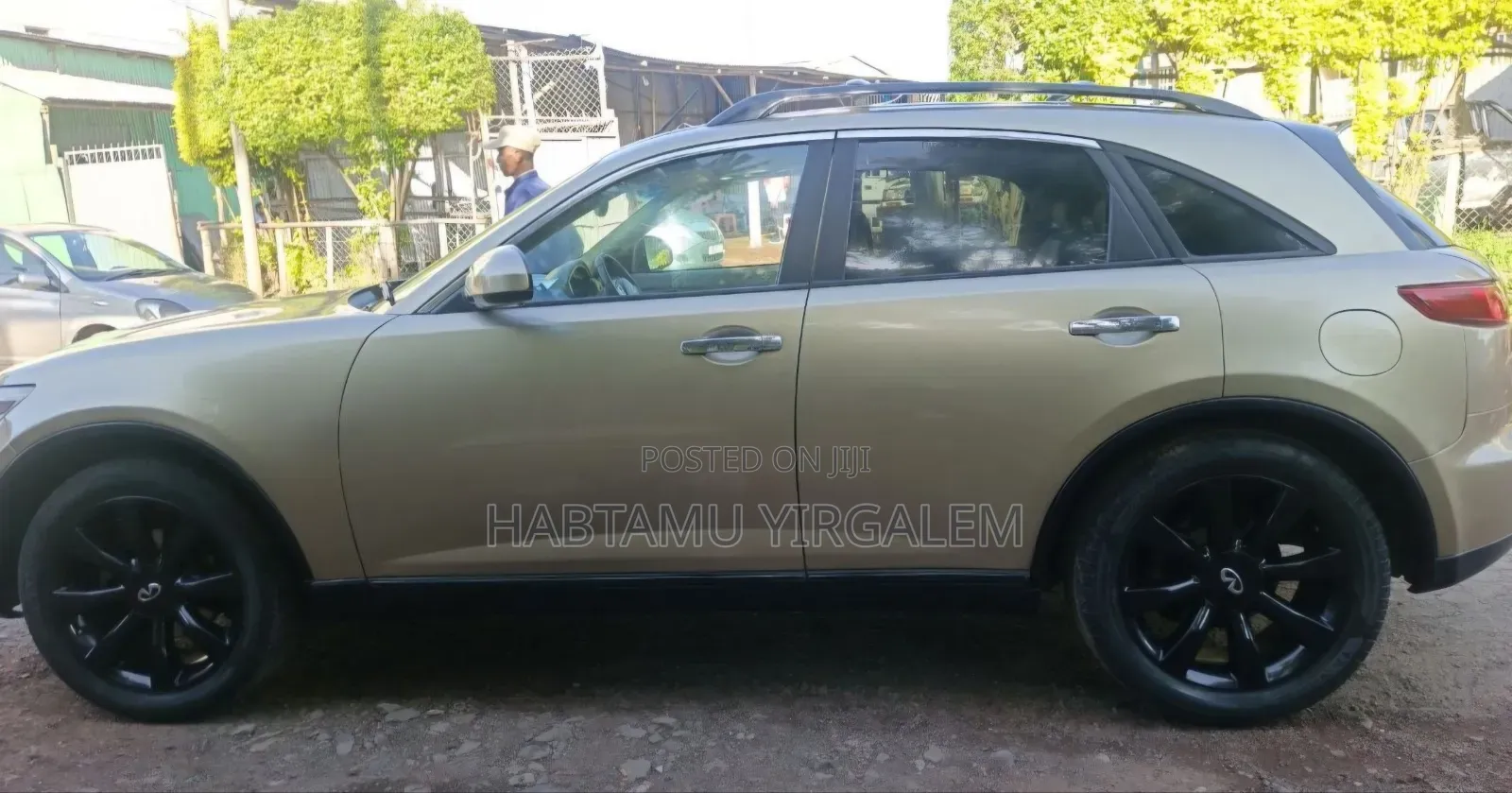 Infiniti FX35 2003 Yellow
