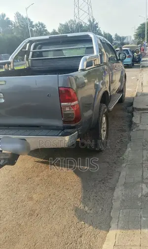 Toyota Hilux 2008 Black
