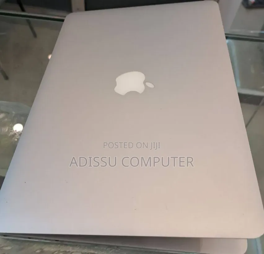 New Laptop Apple MacBook Air 2017 8GB Intel Core i5 SSD 128GB