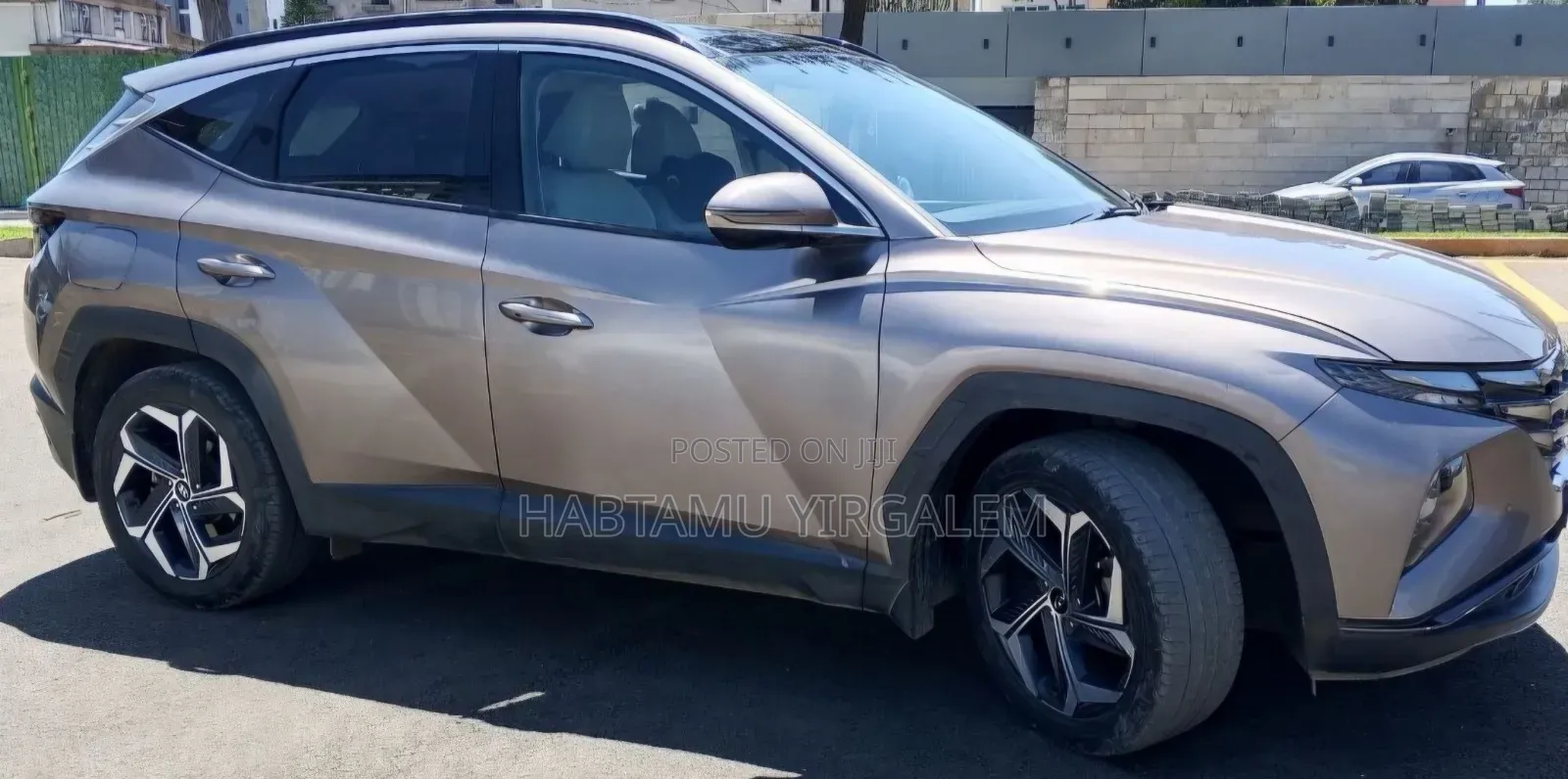 Hyundai Tucson 2022 Brown