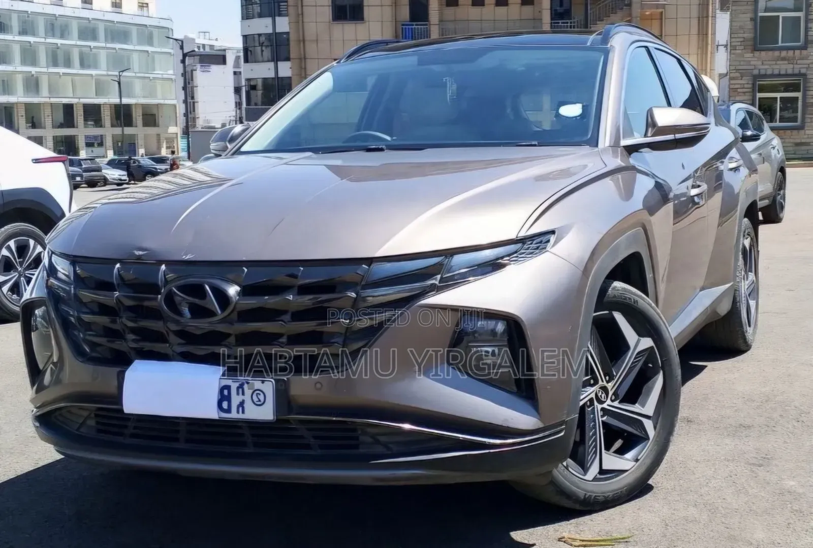 Hyundai Tucson 2022 Brown