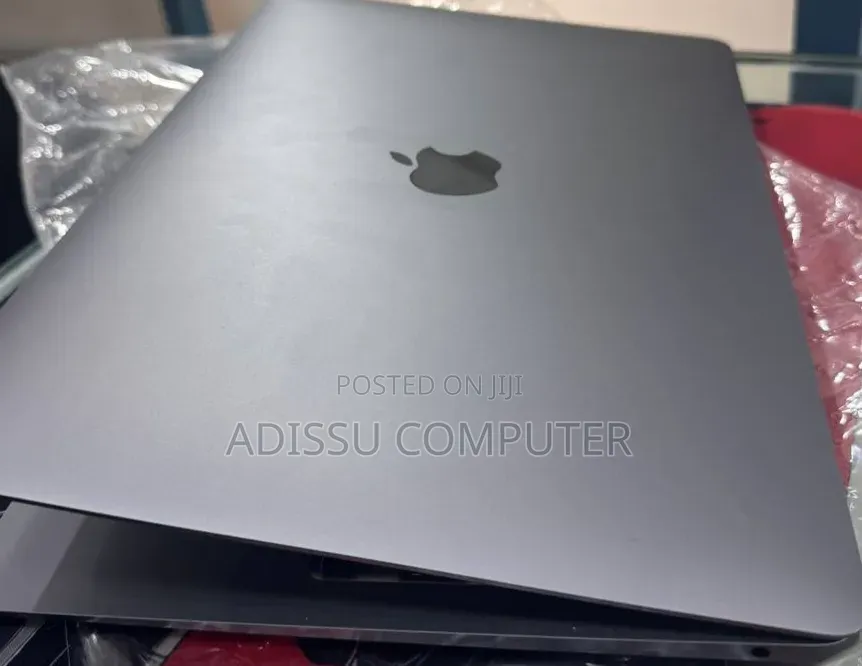New Laptop Apple MacBook Air 2020 M1 8GB Apple M1 SSD 256GB