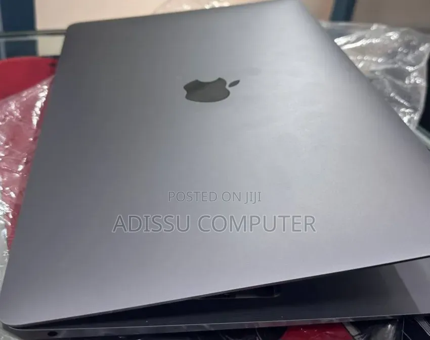 New Laptop Apple MacBook Air 2020 M1 8GB Apple M1 SSD 256GB