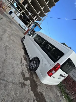 Toyota HiAce 2021 White