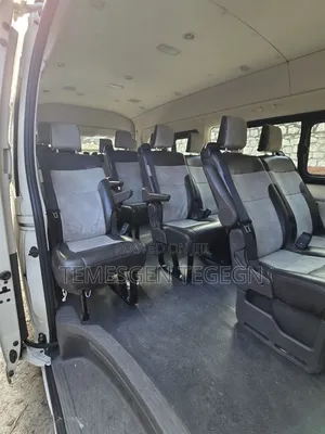Toyota HiAce 2021 White