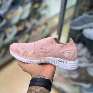 Skechers Arch Fit Women's Shoes Made in Vietnam