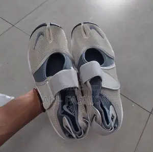 Nike Air Rift Shoes – New Arrival