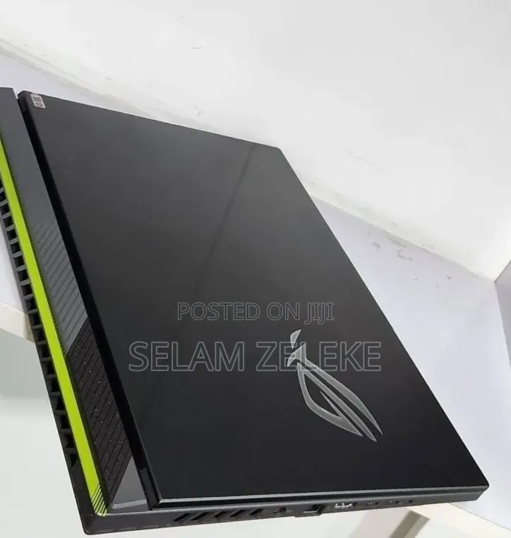 New Laptop Asus ROG Strix G16 G614 16GB Intel Core i9 SSD 1T