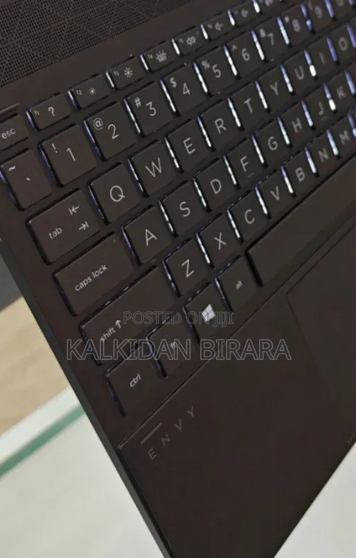 New Laptop HP Envy x360 12GB AMD Ryzen 7 SSD 512GB